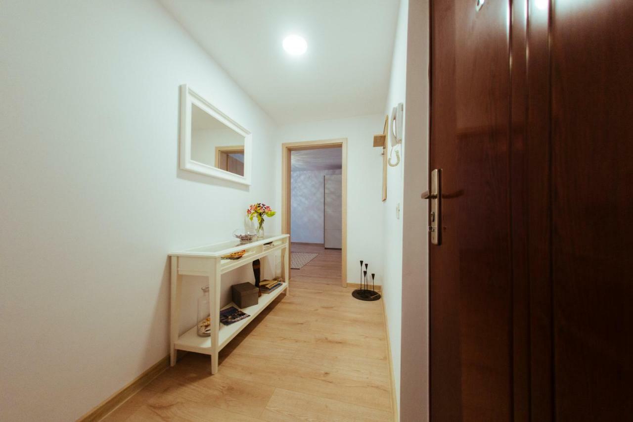 Urban Living Apartment Timisoara Bagian luar foto